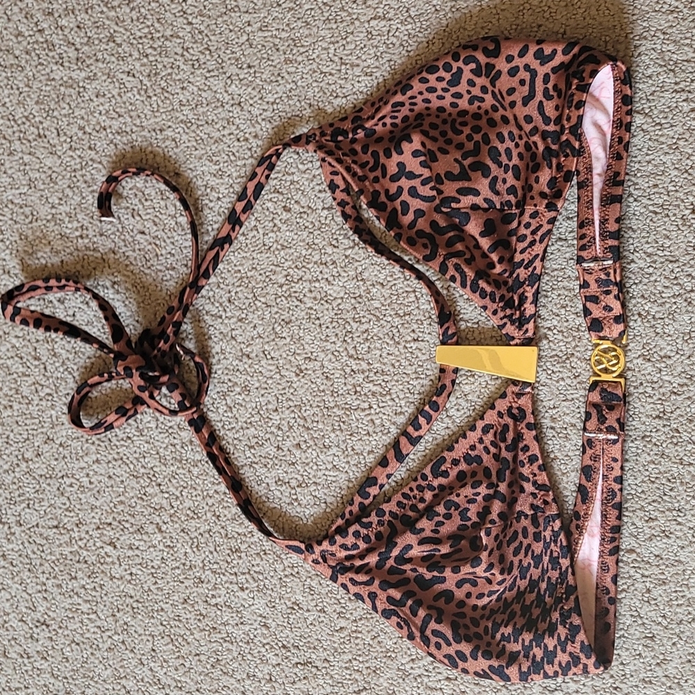 VS Leopard Bikini Top
